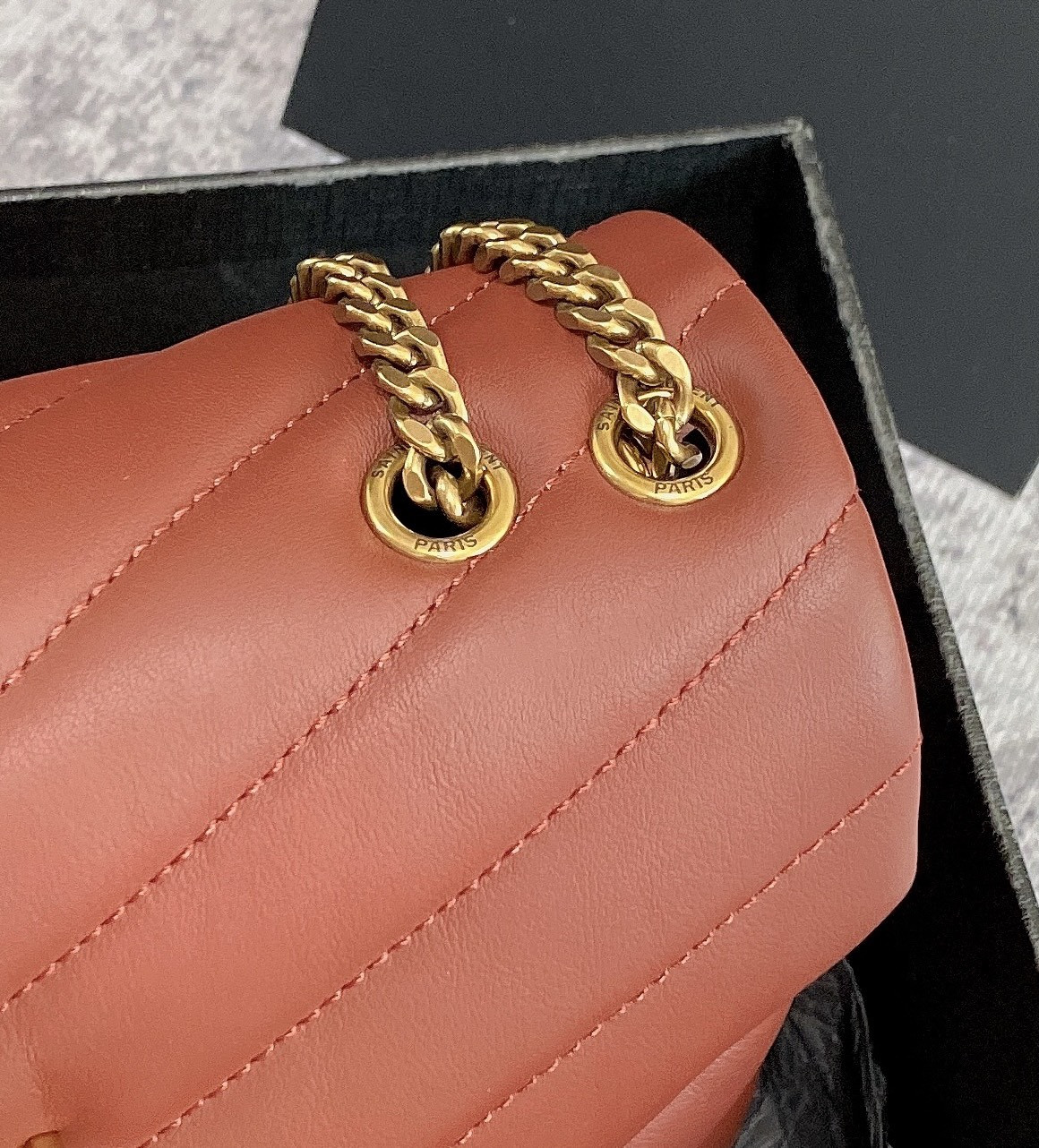 YSL LOULOU SMALL IN QUILTED LEATHER RED GOLD 9 X 6.1 X 3.3 INCHES - Image 8