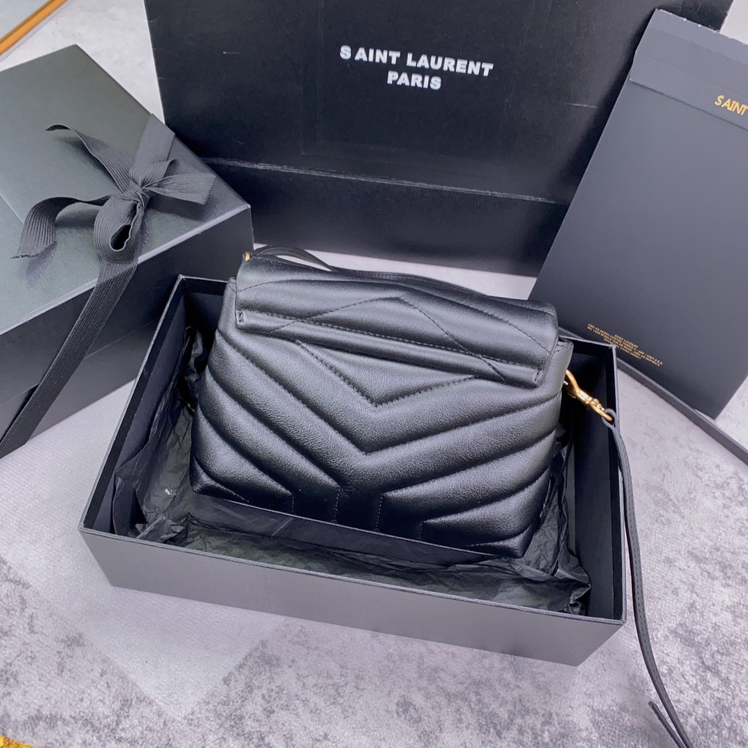 YSL TOY LOULOU IN QUILTED LEATHER BLACK 7.9 X 5.5 X 3 INCHES - Image 3