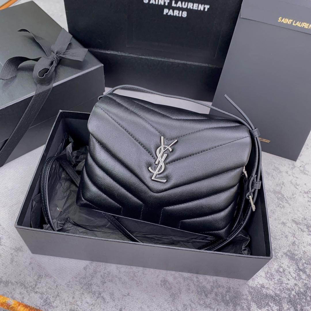 YSL TOY LOULOU IN QUILTED LEATHER BLACK SILVER 7.9 X 5.5 X 3 INCHES - Image 2
