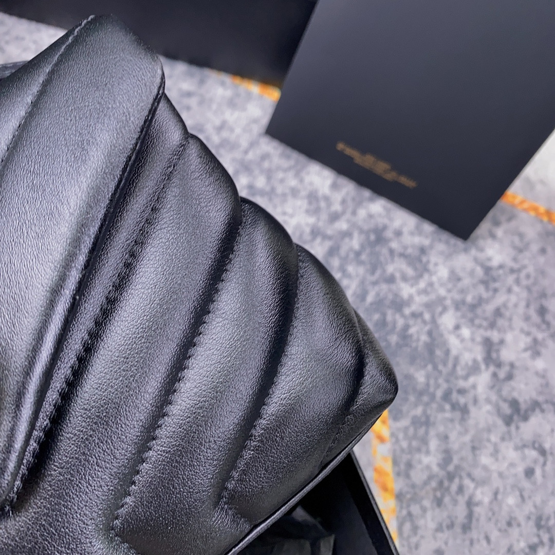YSL TOY LOULOU IN QUILTED LEATHER ALL BLACK 7.9 X 5.5 X 3 INCHES - Image 8