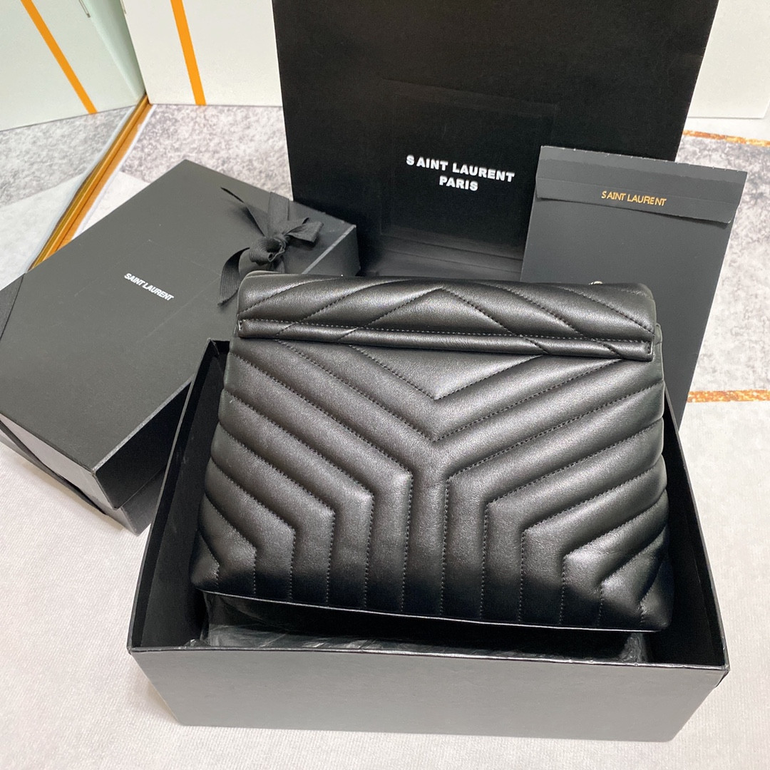 YSL LOULOU MEDIUM IN QUILTED LEATHER BLACK Silver 12.5 X 8.6 X 3.5 INCHES - Image 3
