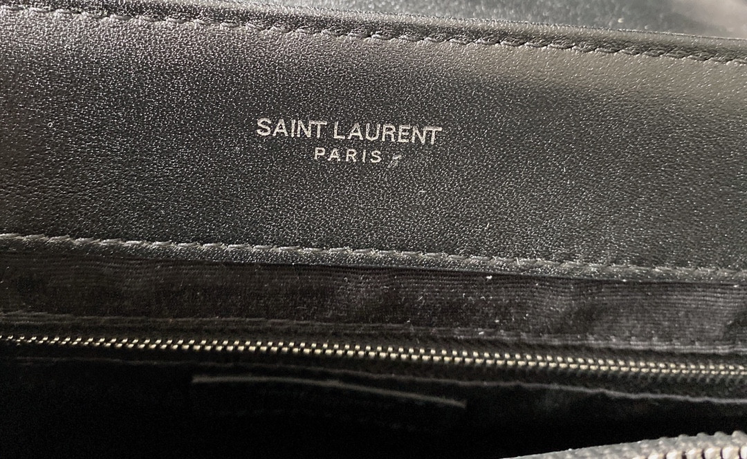 YSL LOULOU MEDIUM IN QUILTED LEATHER BLACK Silver 12.5 X 8.6 X 3.5 INCHES - Image 13