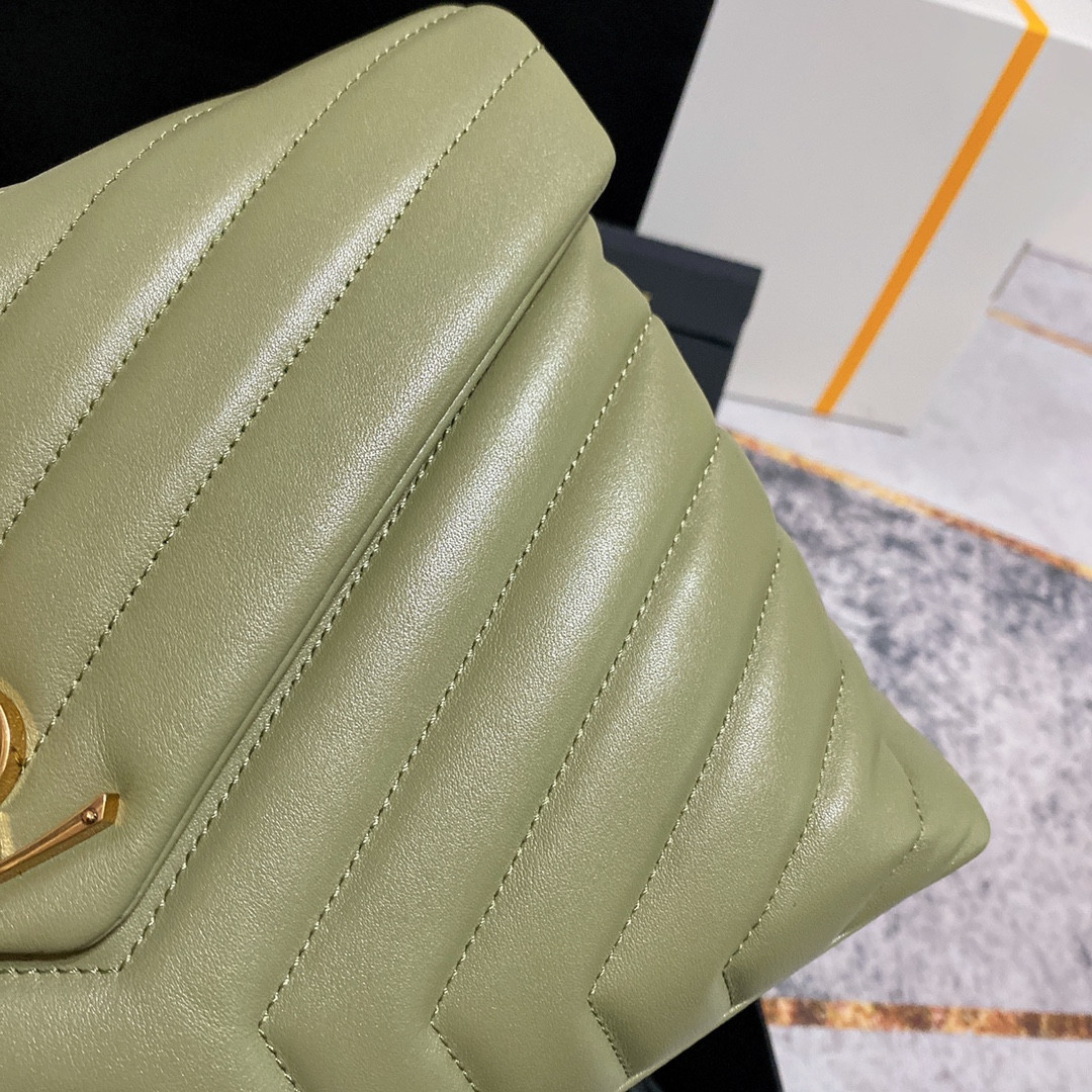 YSL LOULOU MEDIUM IN QUILTED LEATHER GREEN 12.5 X 8.6 X 3.5 INCHES - Image 8