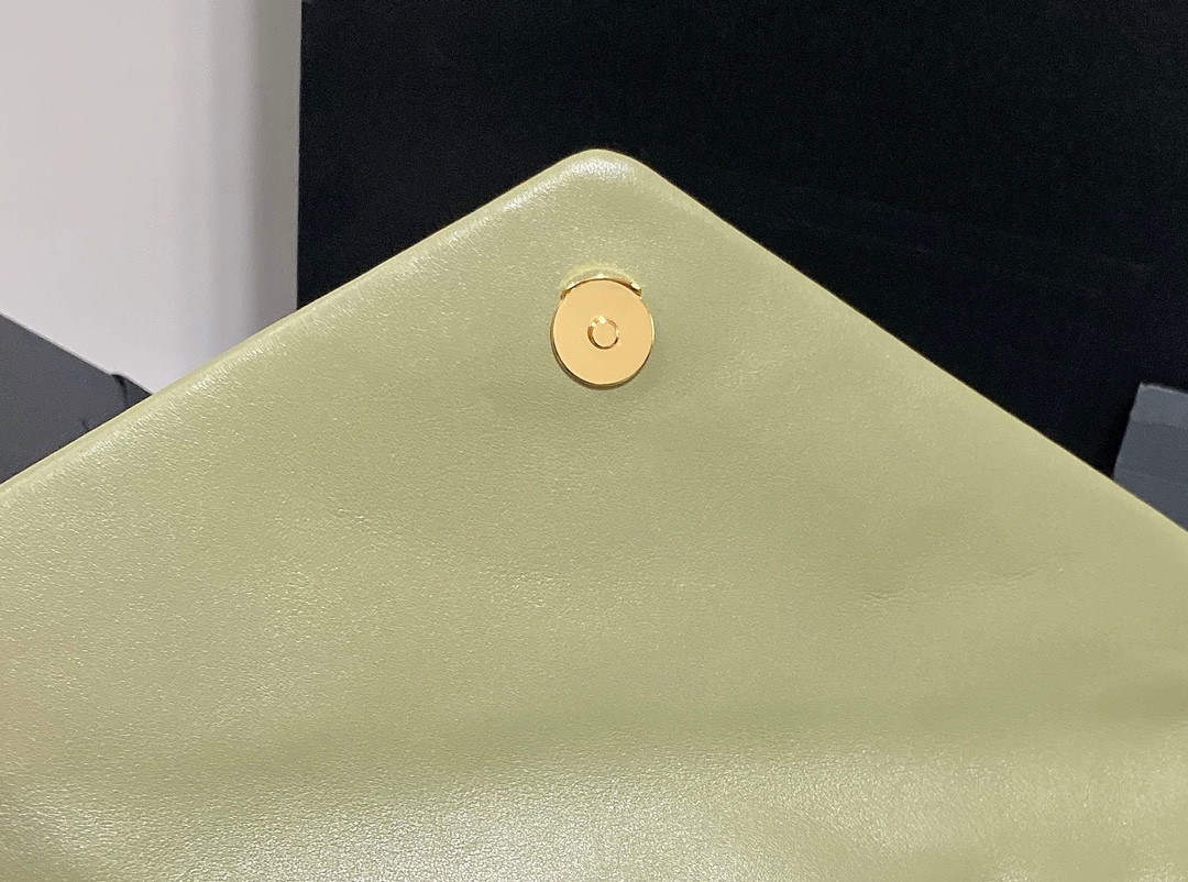 YSL LOULOU MEDIUM IN QUILTED LEATHER GREEN 12.5 X 8.6 X 3.5 INCHES - Image 12