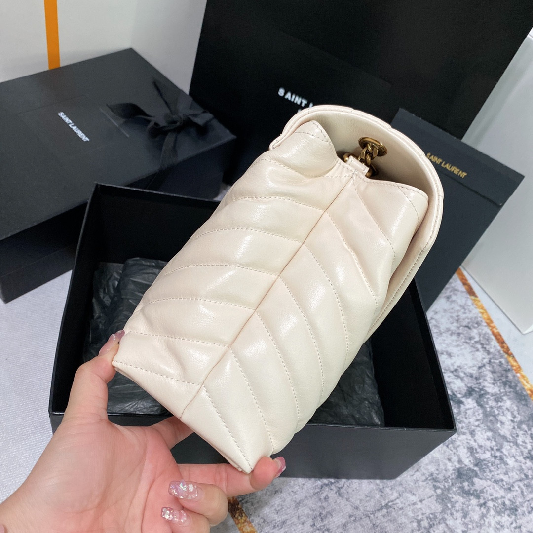 YSL LOULOU MEDIUM IN QUILTED LEATHER BLANC VINTAGE 12.5 X 8.6 X 3.5 INCHES - Image 5