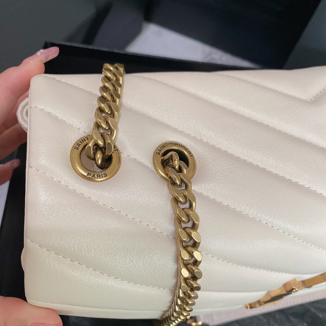 YSL LOULOU MEDIUM IN QUILTED LEATHER BLANC VINTAGE 12.5 X 8.6 X 3.5 INCHES - Image 11