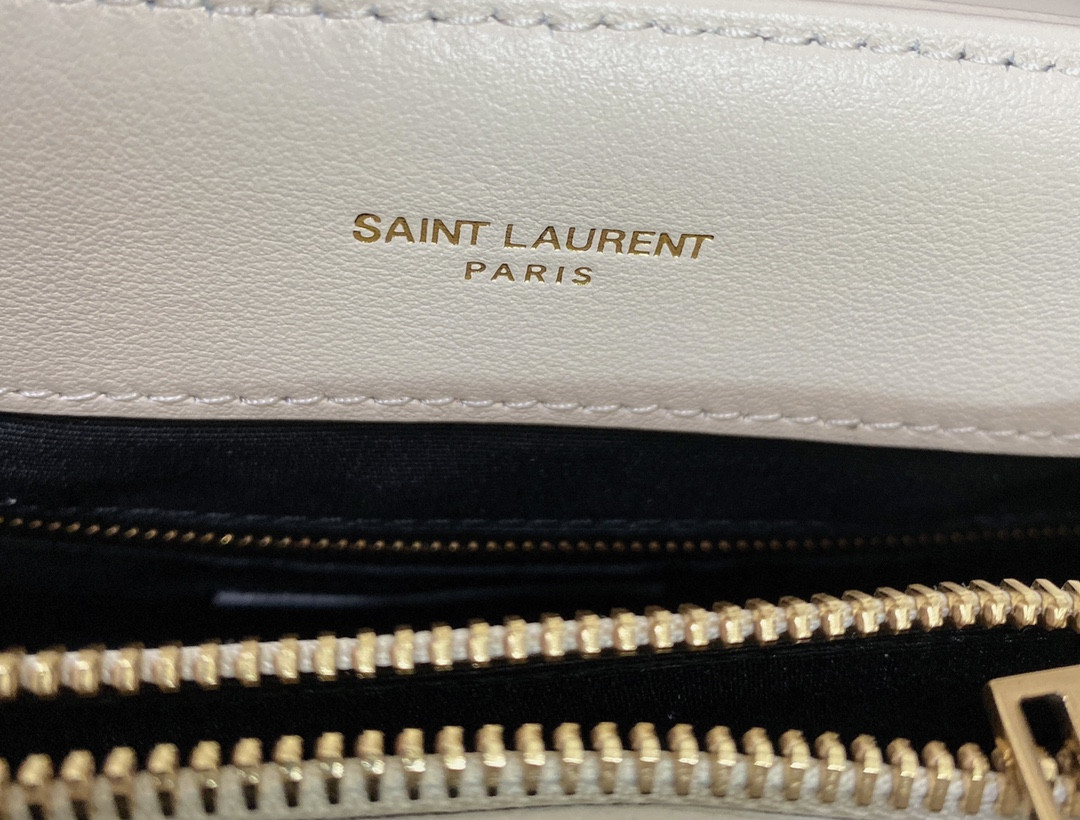 YSL LOULOU MEDIUM IN QUILTED LEATHER BLANC VINTAGE 12.5 X 8.6 X 3.5 INCHES - Image 14
