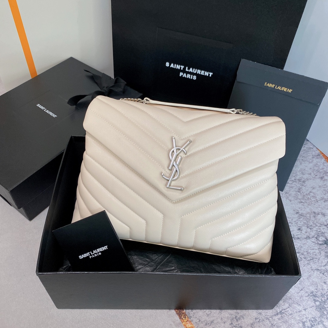 YSL LOULOU MEDIUM IN QUILTED LEATHER BLANC VINTAGE SILVER 12.5 X 8.6 X 3.5 INCHES - Image 2