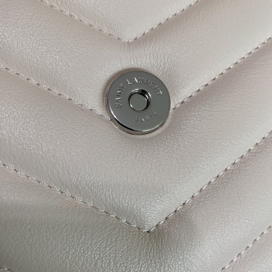 YSL LOULOU MEDIUM IN QUILTED LEATHER BLANC VINTAGE SILVER 12.5 X 8.6 X 3.5 INCHES - Image 13