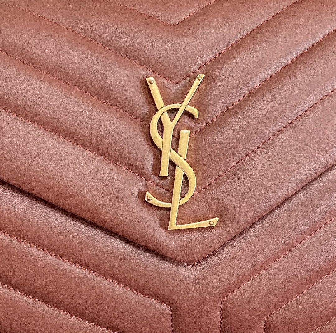 YSL LOULOU MEDIUM IN QUILTED LEATHER LIGHT RED 12.5 X 8.6 X 3.5 INCHES - Image 7