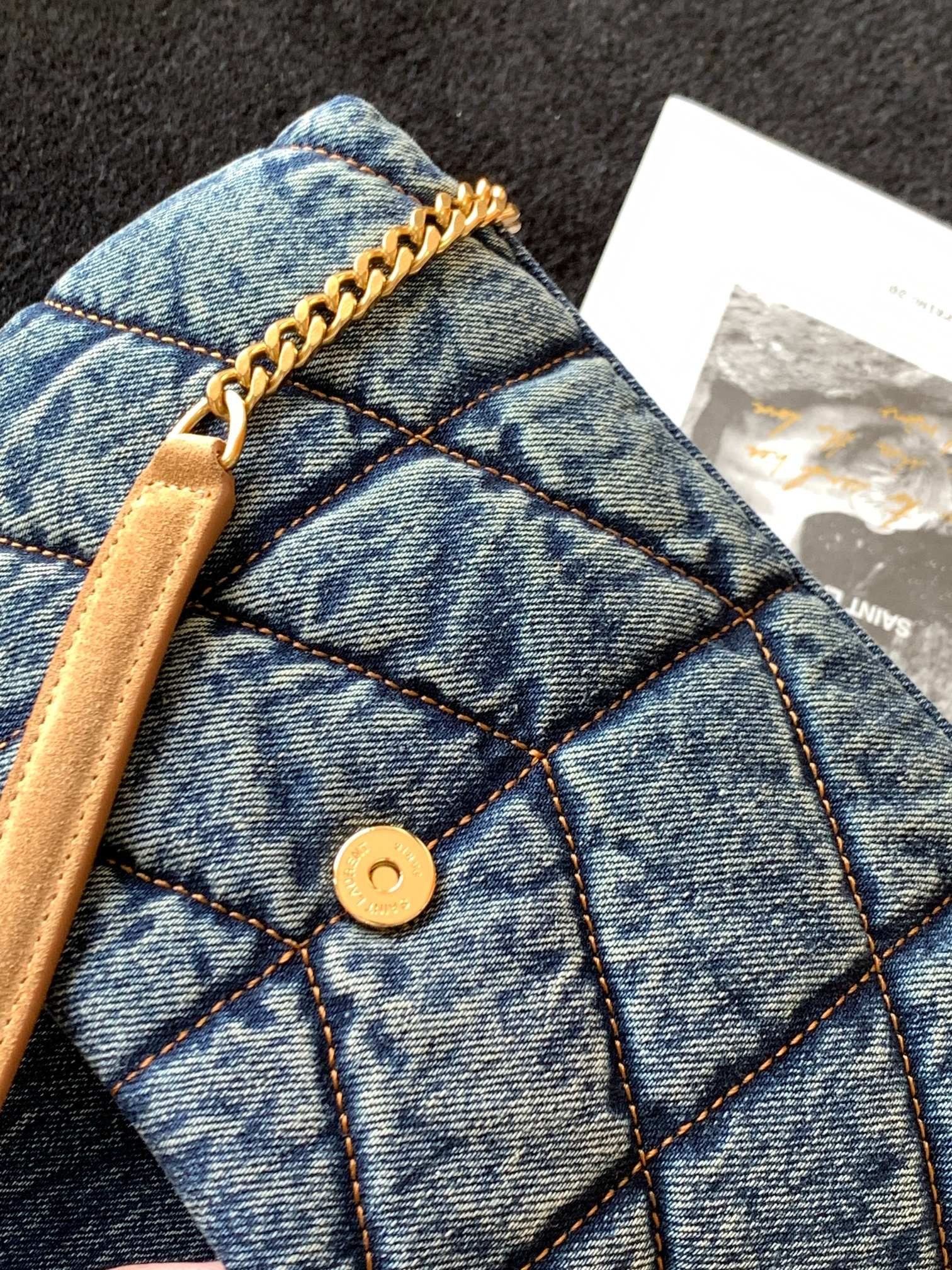 YSL PUFFER IN SUEDE AND DENIM RODEO BLUE 23 X 15.5 X 5.8 CM - Image 8