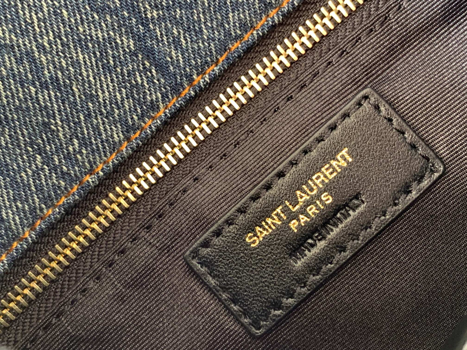YSL PUFFER IN SUEDE AND DENIM RODEO BLUE 23 X 15.5 X 5.8 CM - Image 10