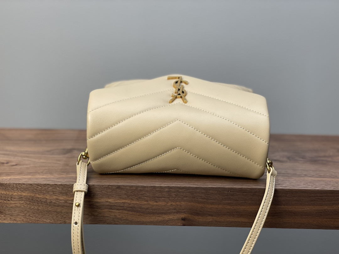 YSL TOY LOULOU IN QUILTED LEATHER DARK BEIGE 7.9 X 5.5 X 3 INCHES - Image 5