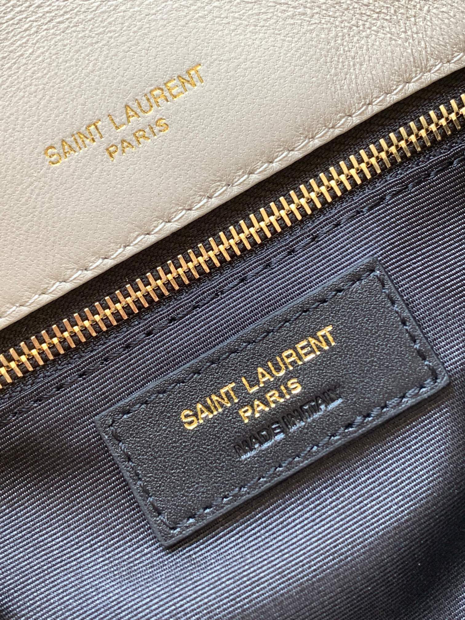 YSL PUFFER MEDIUM IN NAPPA LEATHER WHITE 13.7 X 9 X 5.3 INCHES - Image 10