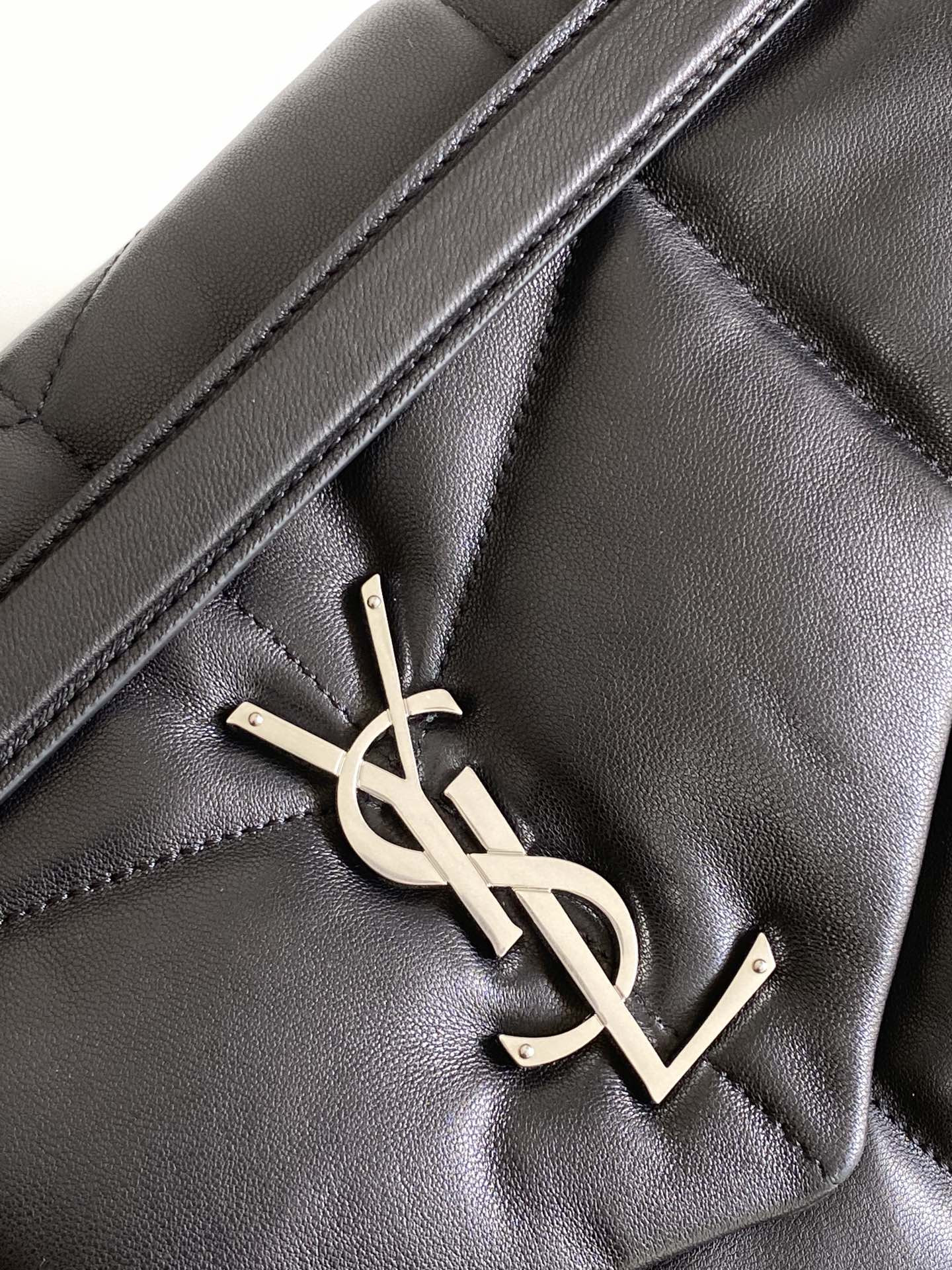 YSL LOULOU PUFFER MEDIUM IN NAPPA LEATHER BLACK SILVER 13.7 X 9 X 5.3 INCHES - Image 4