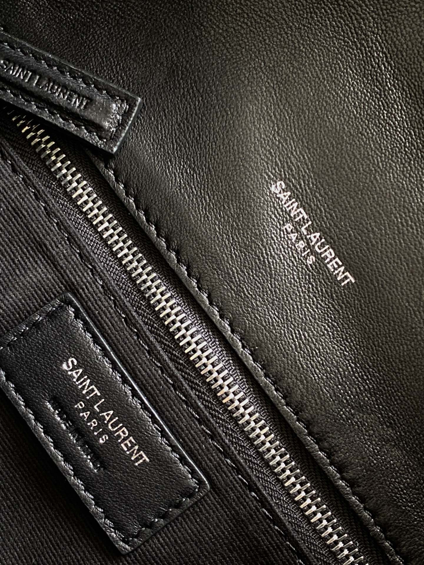 YSL LOULOU PUFFER MEDIUM IN NAPPA LEATHER BLACK SILVER 13.7 X 9 X 5.3 INCHES - Image 10