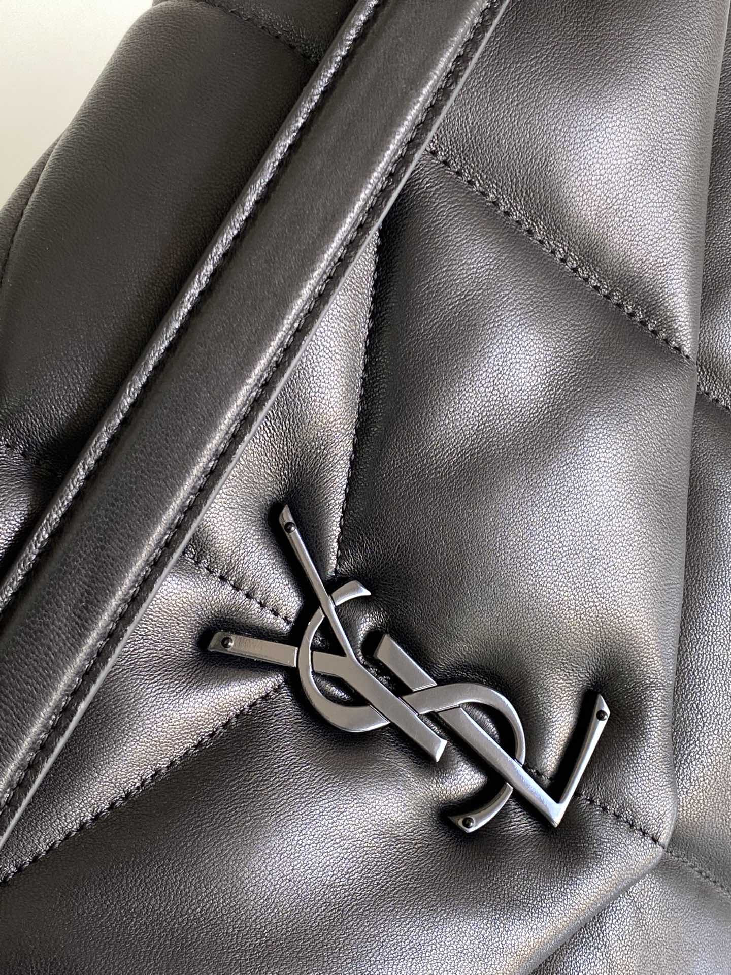 YSL PUFFER MEDIUM IN NAPPA LEATHER ALL BLACK 13.7 X 9 X 5.3 INCHES - Image 3
