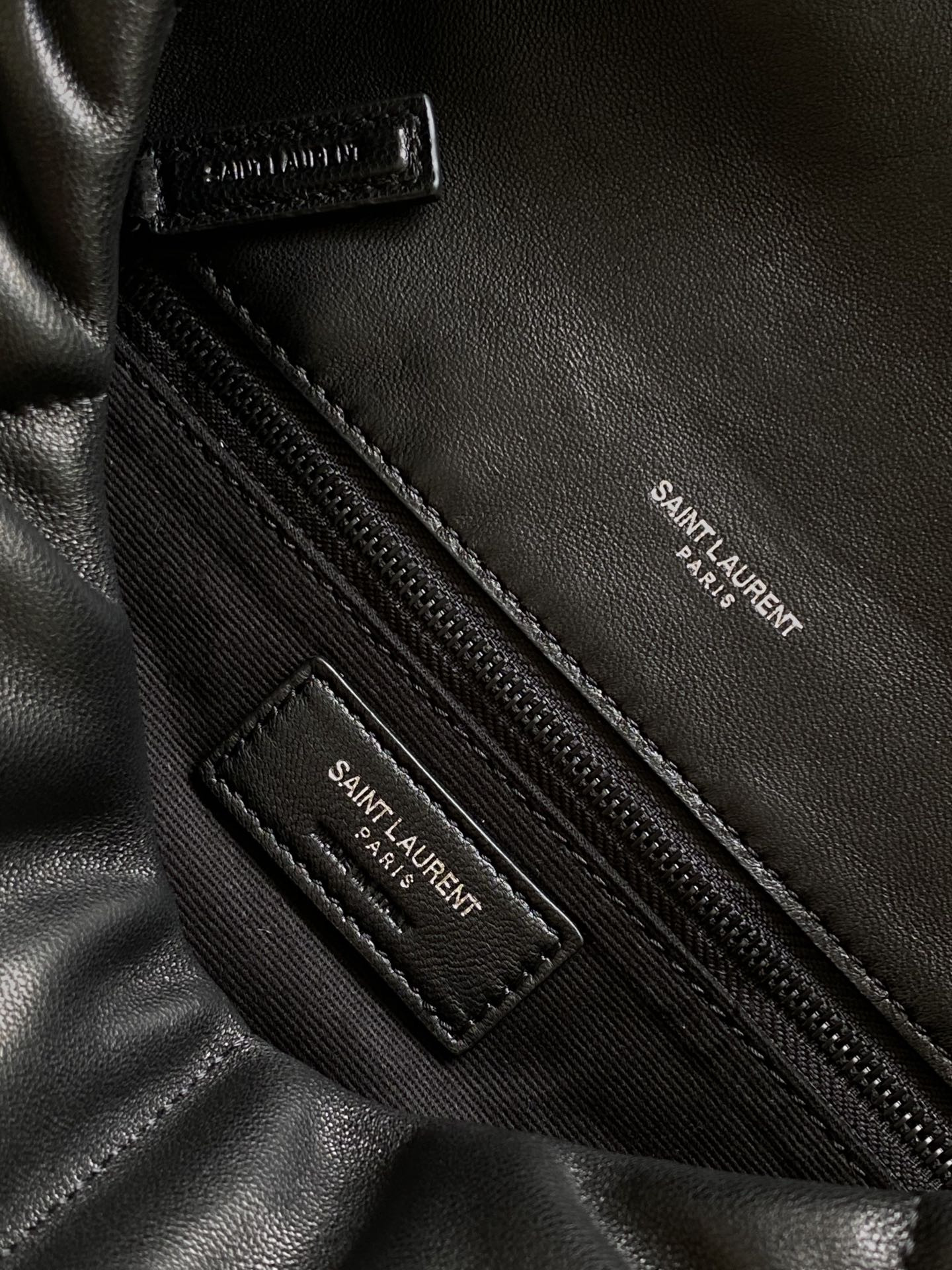 YSL PUFFER MEDIUM IN NAPPA LEATHER ALL BLACK 13.7 X 9 X 5.3 INCHES - Image 10