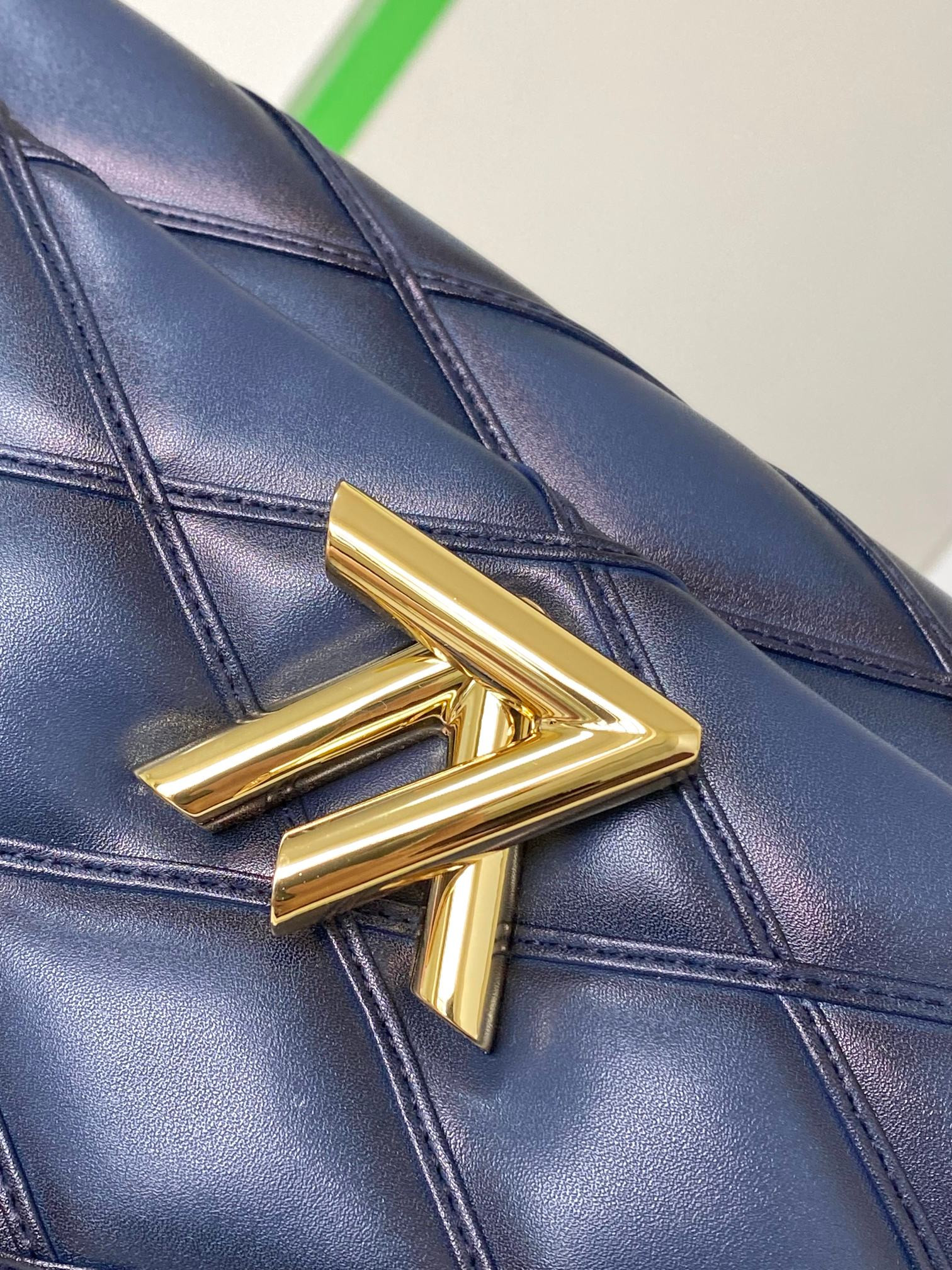 LOUIS VUITTON M14956 GO-14 MM (23*16*10cm) - Image 6
