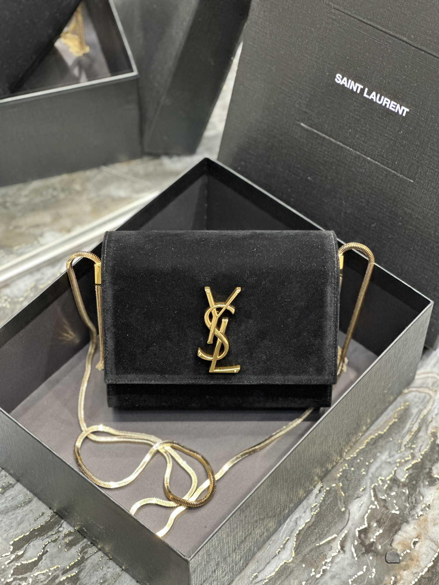 YSL KATE 99 IN QUILTED NAPPA LEATHER WHITE 10.2 X 5.3 X 1.7 INCHES
