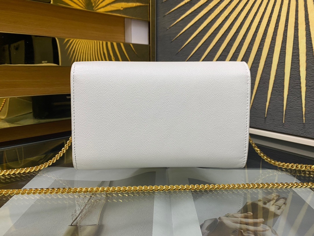 UPTOWN CHAIN WALLET IN GRAIN DE POUDRE EMBOSSED LEATHER BLANC VINTAGE 7.5 X 4.7 X 1.2 INCHES - Image 4