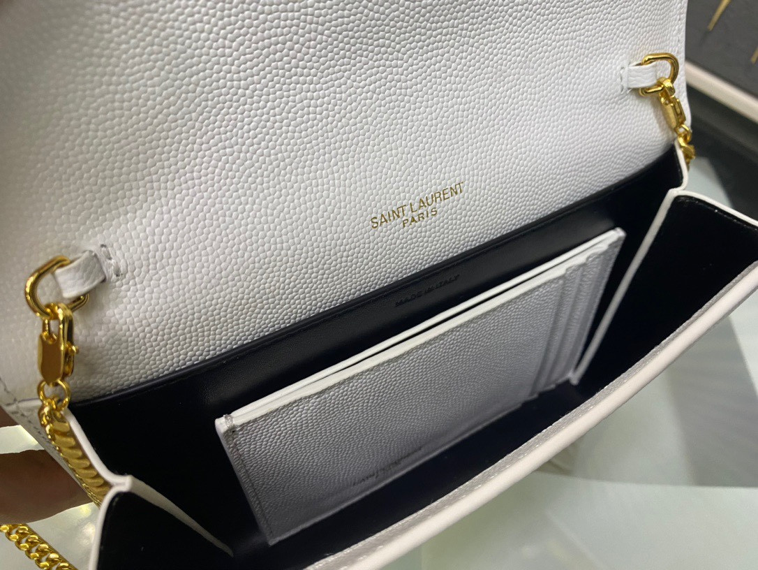 UPTOWN CHAIN WALLET IN GRAIN DE POUDRE EMBOSSED LEATHER BLANC VINTAGE 7.5 X 4.7 X 1.2 INCHES - Image 8