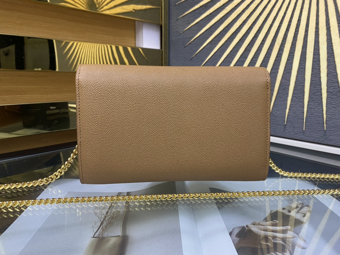 UPTOWN CHAIN WALLET IN GRAIN DE POUDRE EMBOSSED LEATHER TAUPE 7.5 X 4.7 X 1.2 INCHES - Image 4