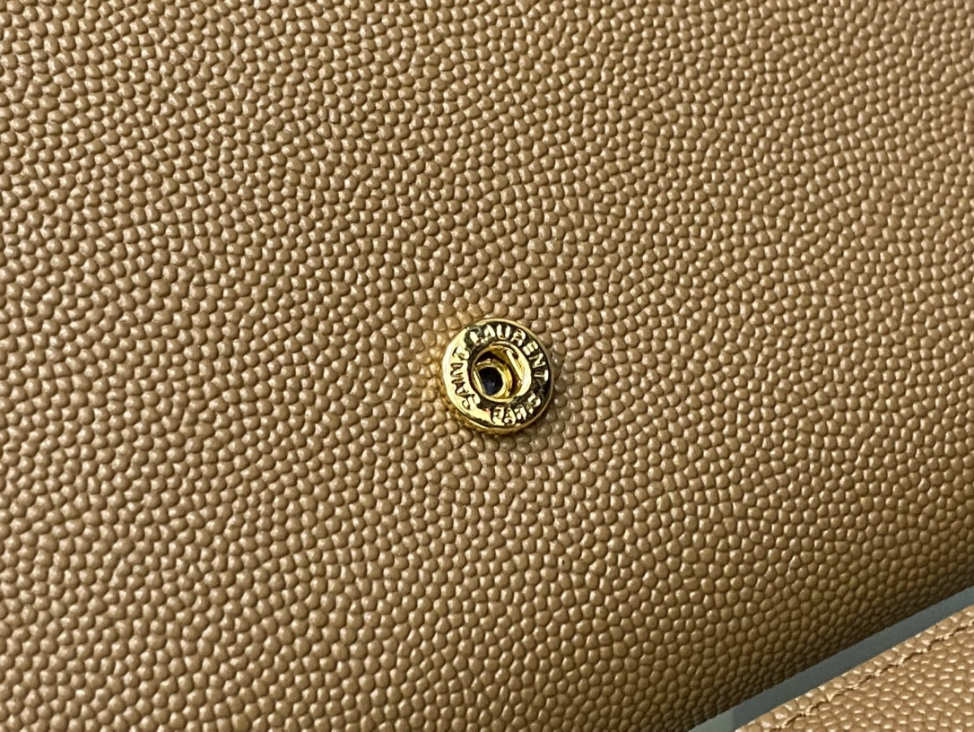 UPTOWN CHAIN WALLET IN GRAIN DE POUDRE EMBOSSED LEATHER TAUPE 7.5 X 4.7 X 1.2 INCHES - Image 10