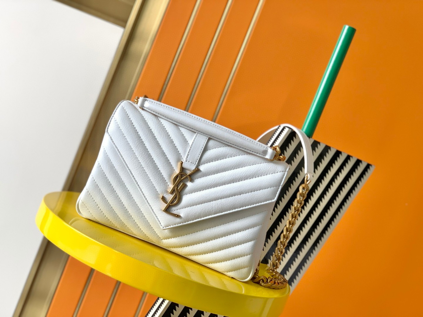 YSL COLLEGE MEDIUM IN QUILTED LEATHER white 9.4 X 6.6 X 2.5 INCHES