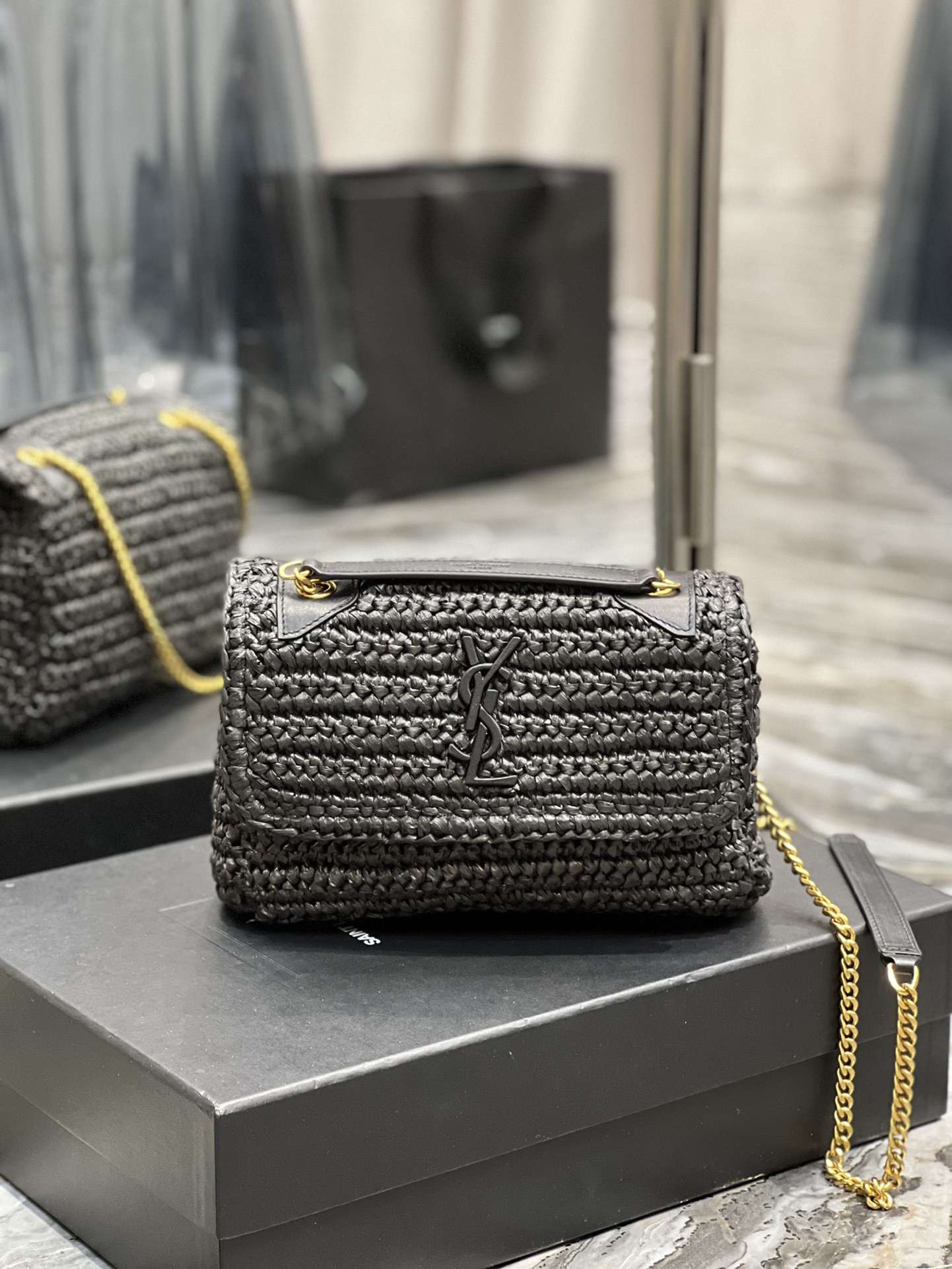 YSL NIKI CHAIN BAG IN RAFFIA AND LEATHER BLACK 22*16.5*12 CM