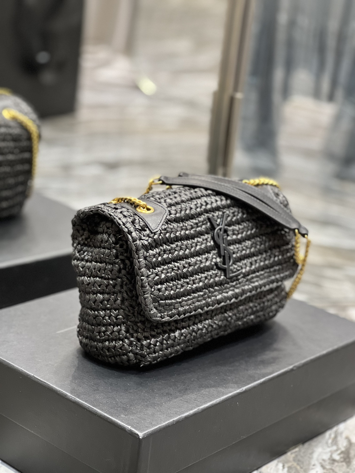 YSL NIKI CHAIN BAG IN RAFFIA AND LEATHER BLACK 22*16.5*12 CM - Image 6