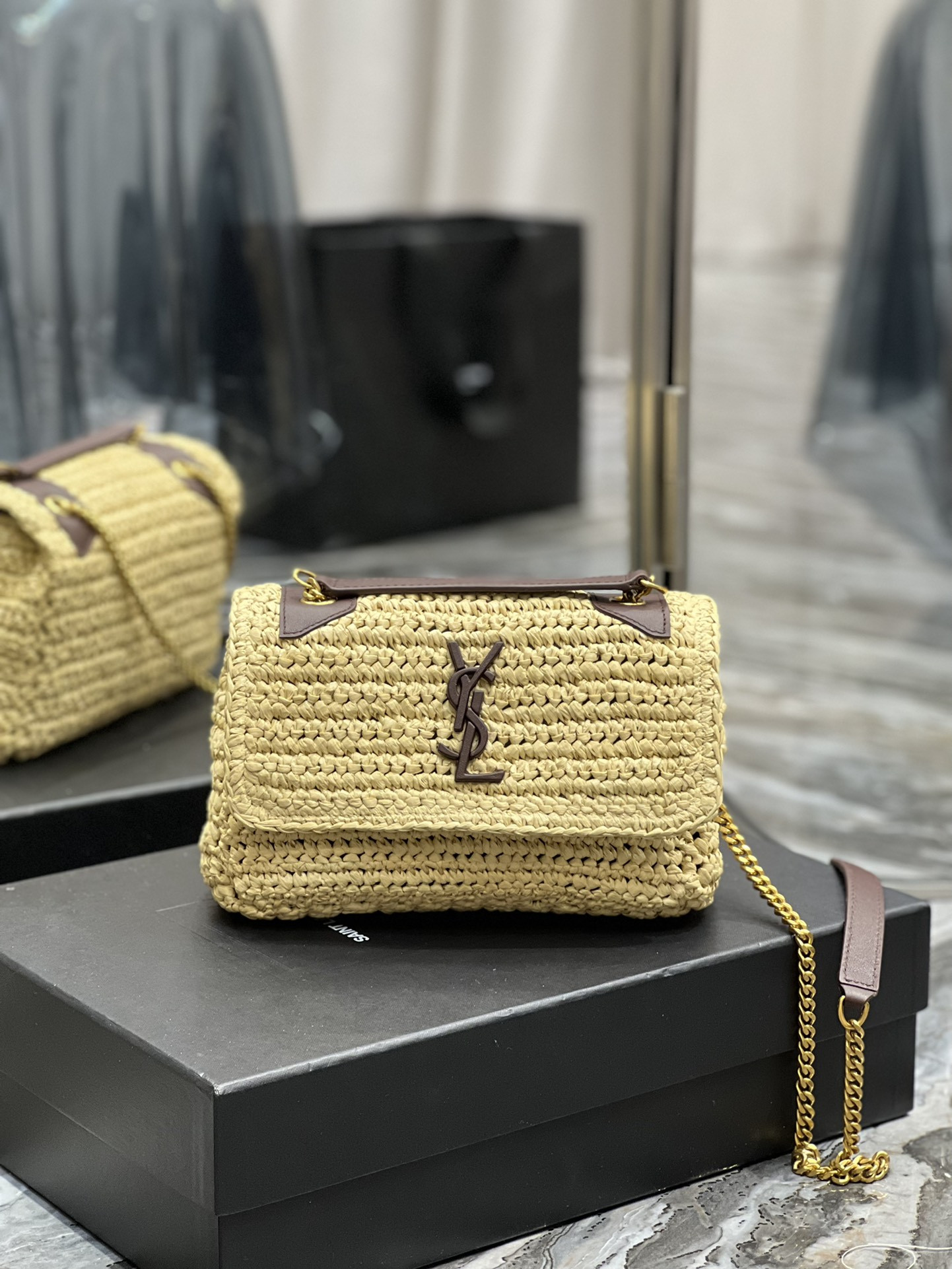 YSL NIKI CHAIN BAG IN RAFFIA AND LEATHER BEIGE 22*16.5*12 CM - Image 2