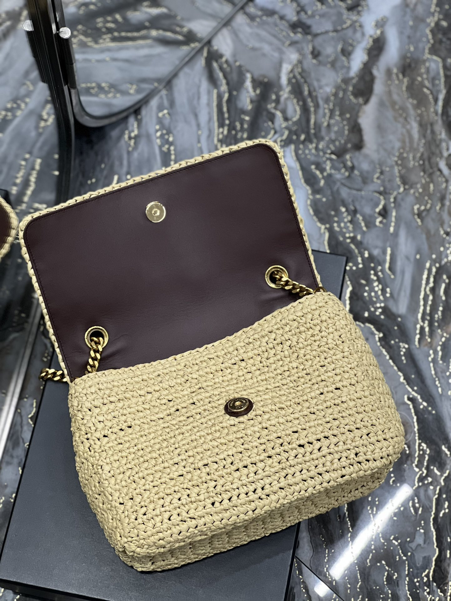 YSL NIKI MEDIUM CHAIN BAG IN RAFFIA AND LEATHER BEIGE 11 X 7.8 X 3.3 INCHES - Image 8