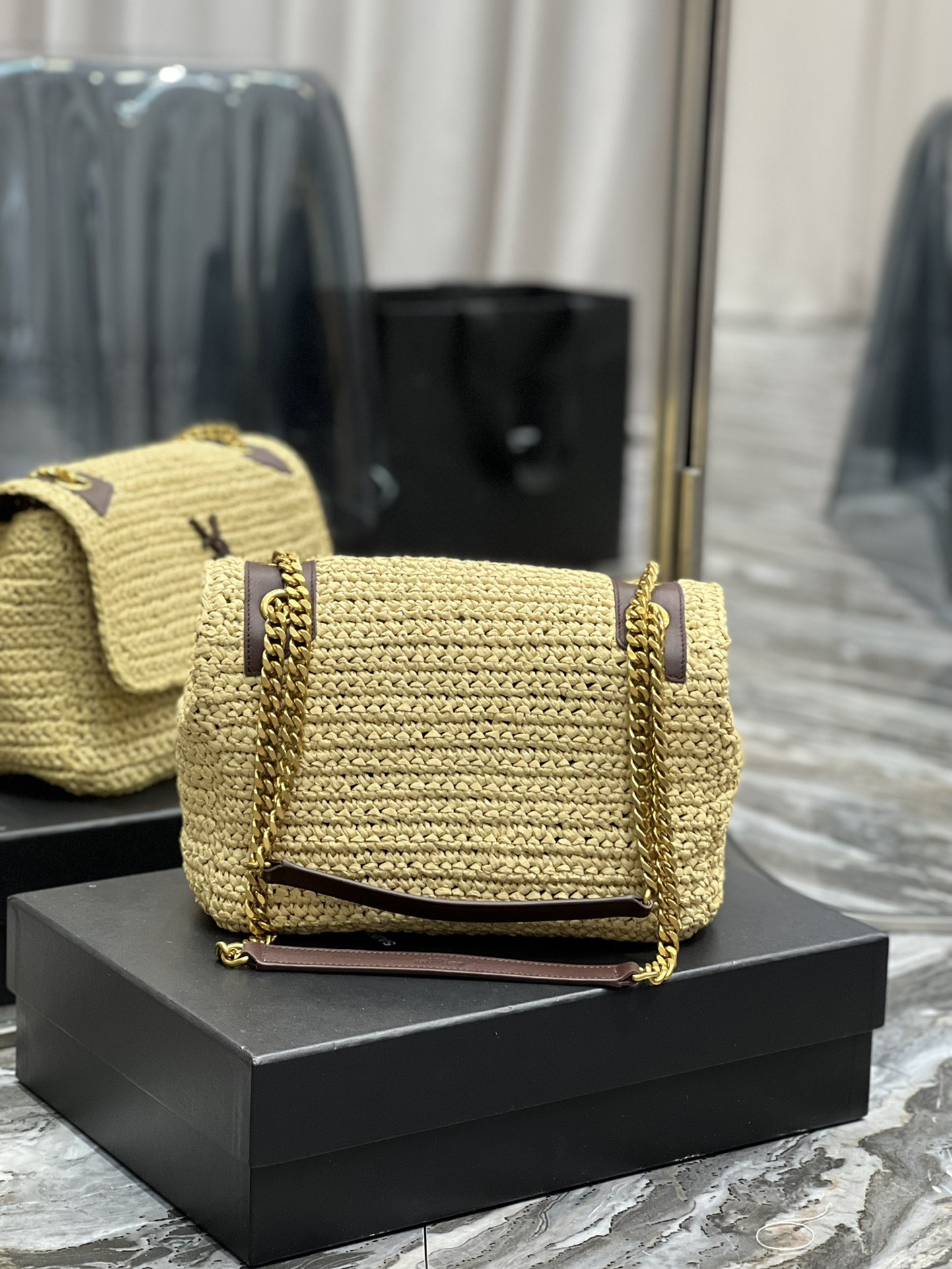 YSL NIKI MEDIUM CHAIN BAG IN RAFFIA AND LEATHER BEIGE 11 X 7.8 X 3.3 INCHES - Image 10