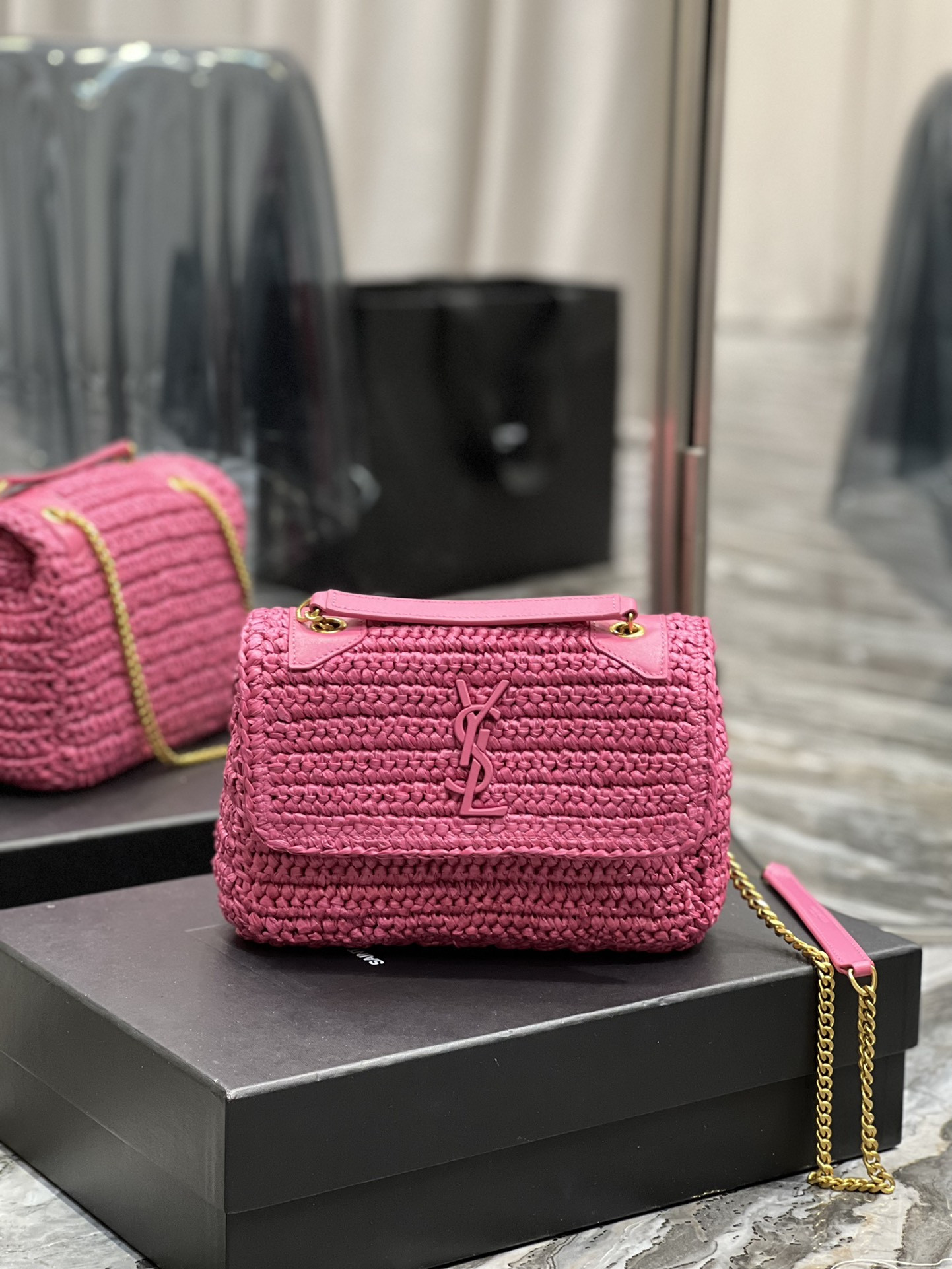 YSL NIKI CHAIN BAG IN RAFFIA AND LEATHER 22*16.5*12 CM