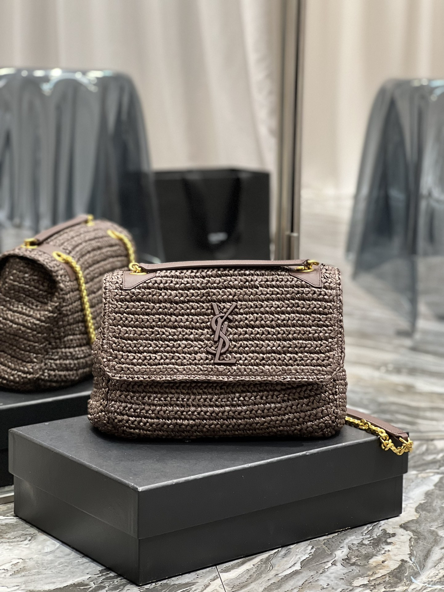 YSL NIKI MEDIUM CHAIN BAG IN RAFFIA AND LEATHER COFFEE 11 X 7.8 X 3.3 INCHES - Image 2