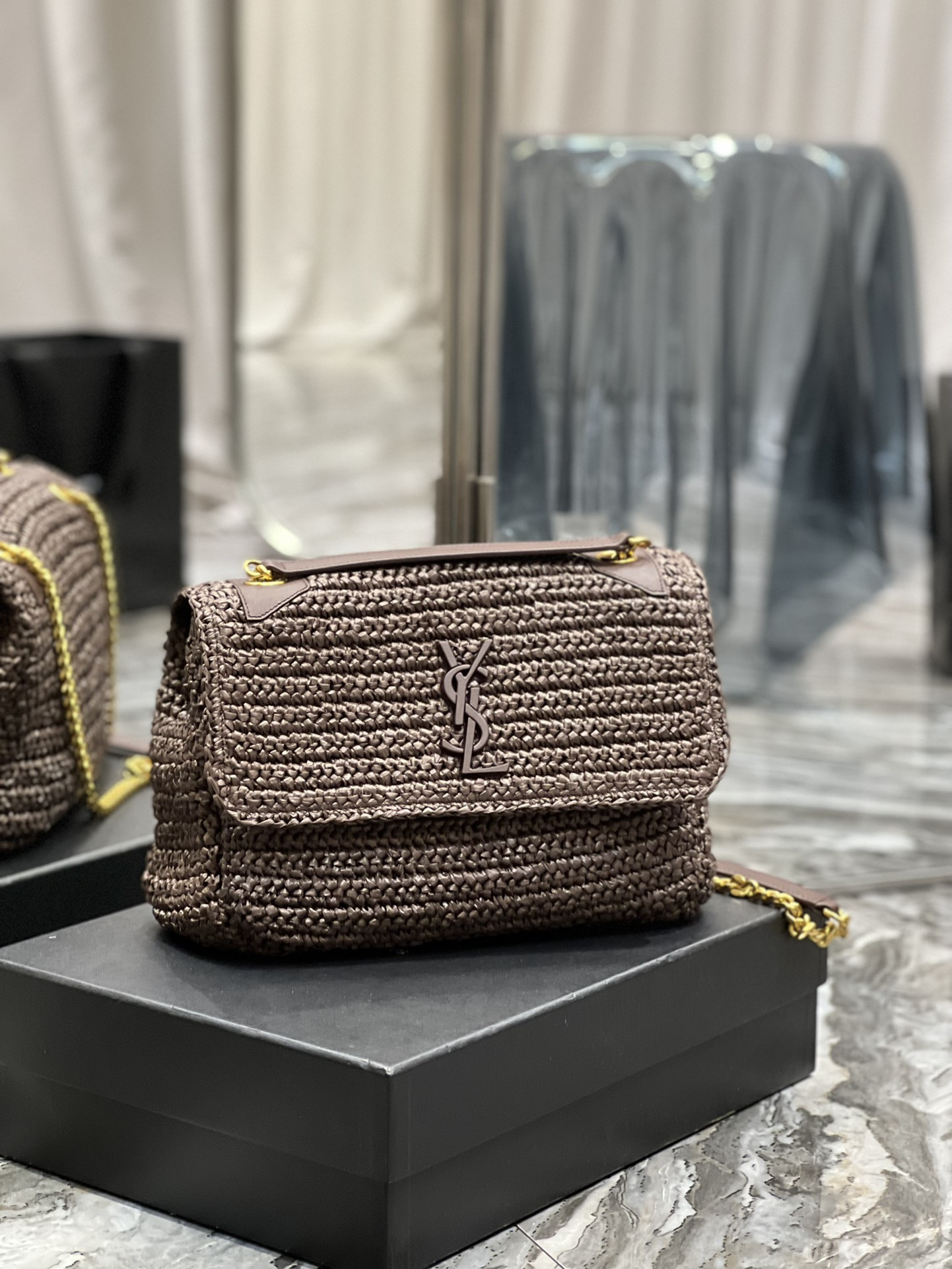 YSL NIKI MEDIUM CHAIN BAG IN RAFFIA AND LEATHER COFFEE 11 X 7.8 X 3.3 INCHES - Image 3
