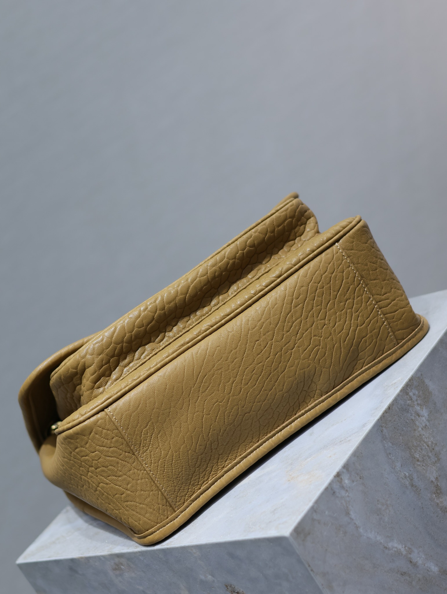 YSL NIKI MEDIUM IN VINTAGE LEATHER DARK CORK 11 X 7.8 X 3.3 INCHES - Image 9