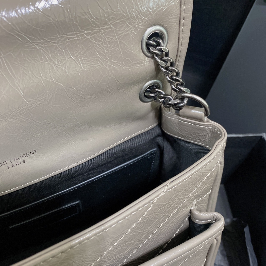 YSL NIKI BABY IN VINTAGE LEATHER LIGHT GRAY 8.2 X 6 X 2.9 INCHES - Image 14