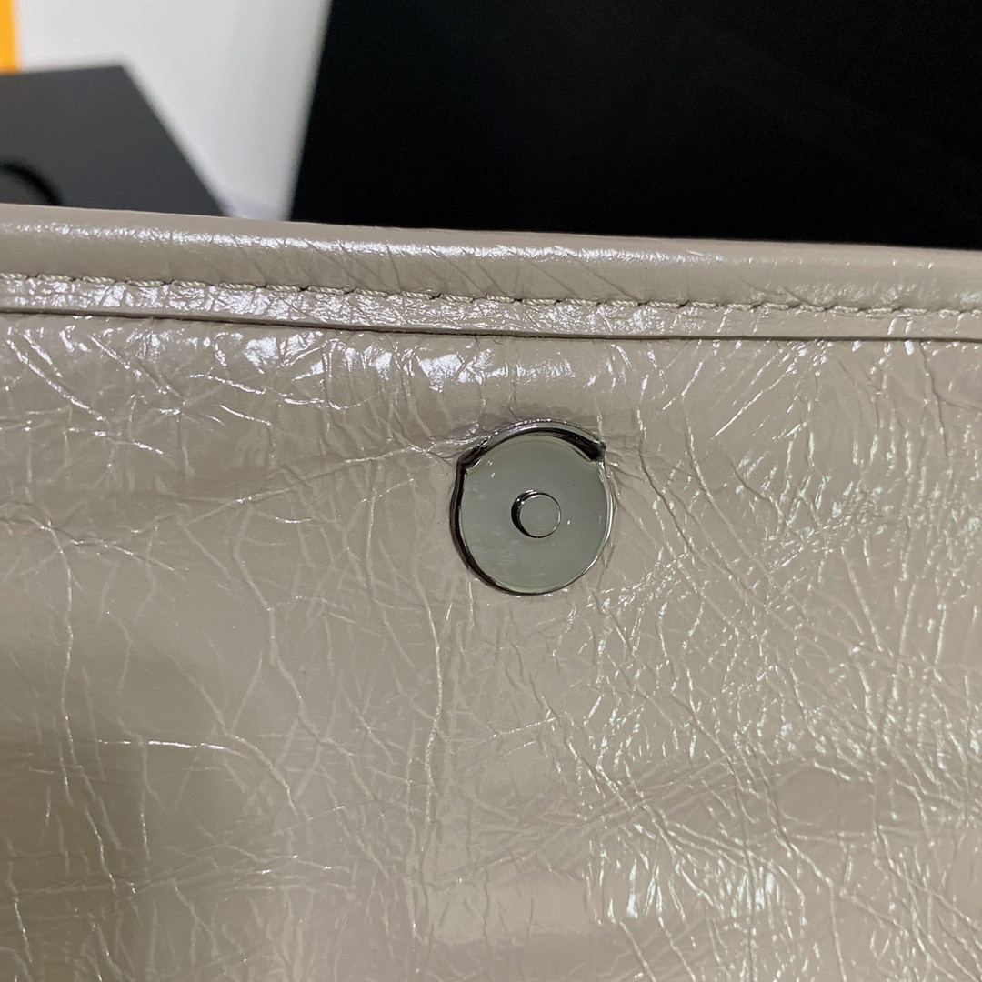YSL NIKI BABY IN VINTAGE LEATHER LIGHT GRAY 8.2 X 6 X 2.9 INCHES - Image 15