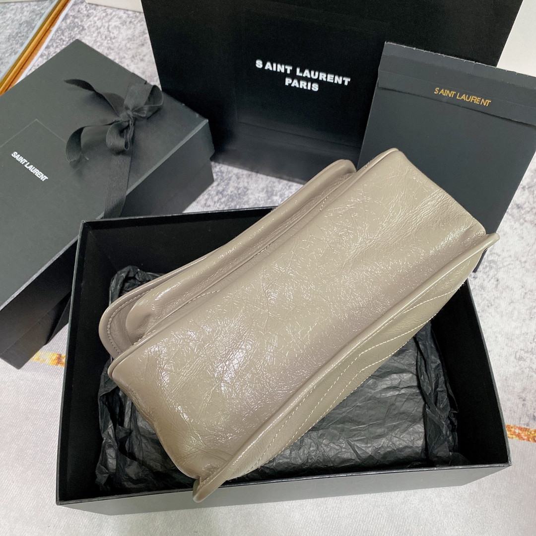 YSL NIKI MEDIUM IN VINTAGE LEATHER LIGHT GRAY 11 X 7.8 X 3.3 INCHES - Image 6