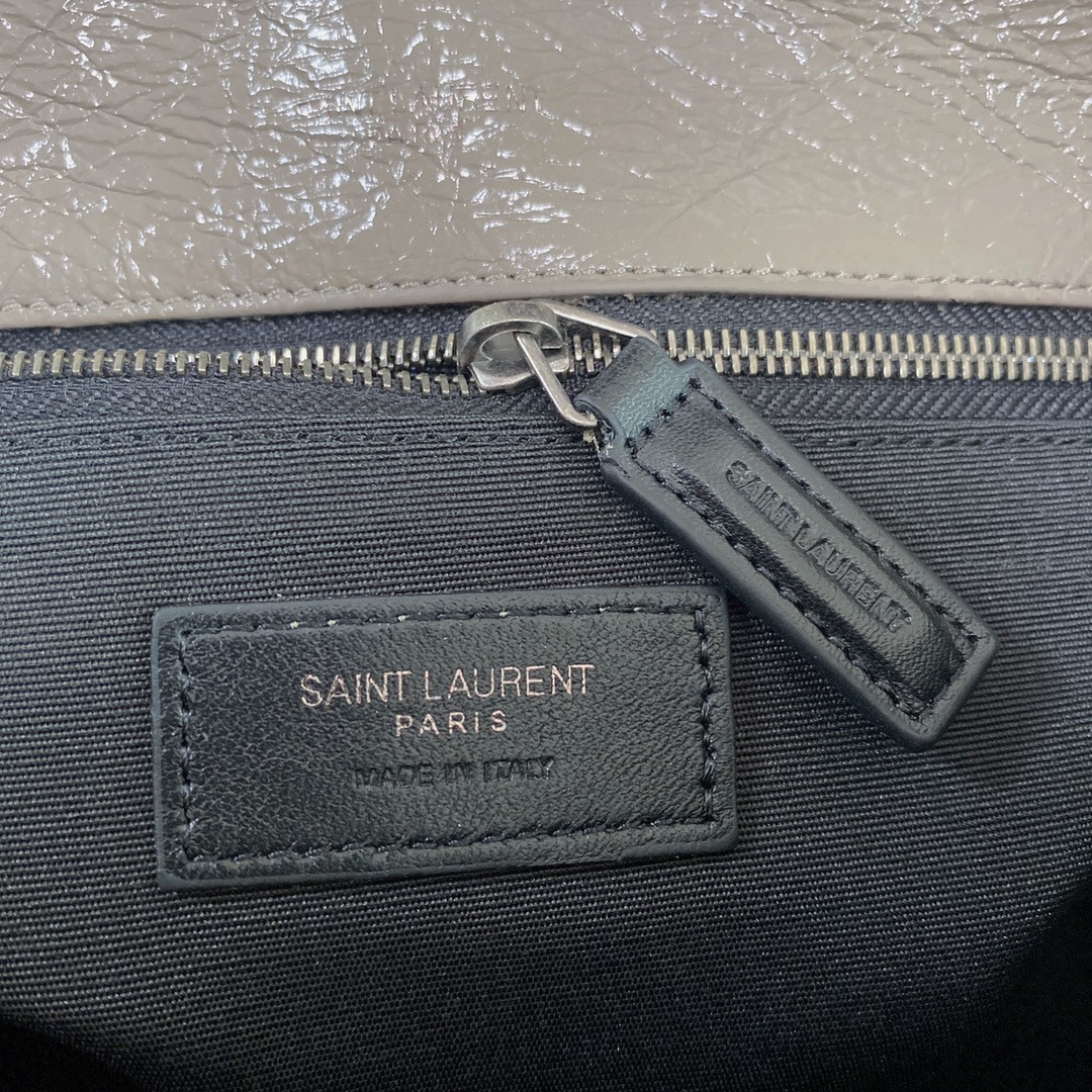YSL NIKI MEDIUM IN VINTAGE LEATHER LIGHT GRAY 11 X 7.8 X 3.3 INCHES - Image 12