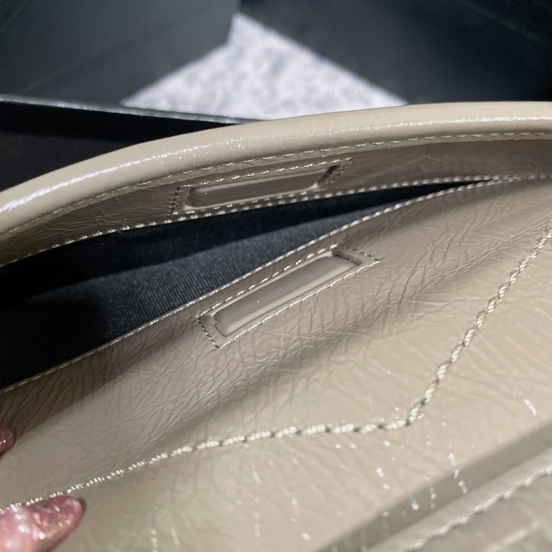 YSL NIKI MEDIUM IN VINTAGE LEATHER LIGHT GRAY 11 X 7.8 X 3.3 INCHES - Image 16