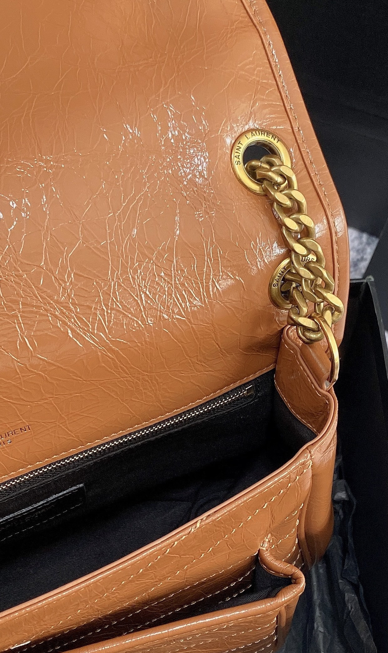 YSL NIKI MEDIUM IN VINTAGE LEATHER LIGHT CARAMEL 11 X 7.8 X 3.3 INCHES - Image 9