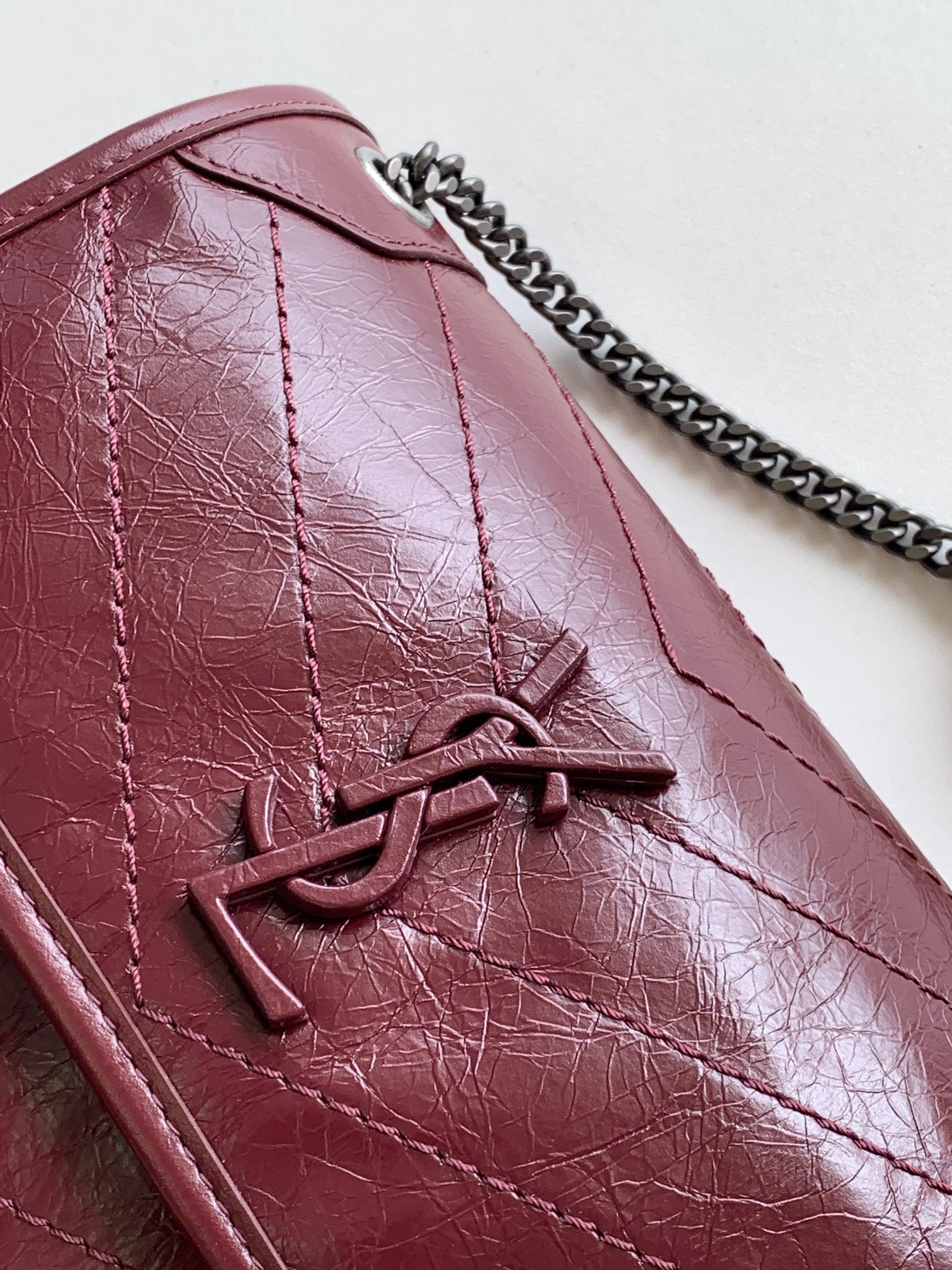 YSL NIKI BABY IN VINTAGE LEATHER Claret 8.2 X 6 X 2.9 INCHES - Image 6