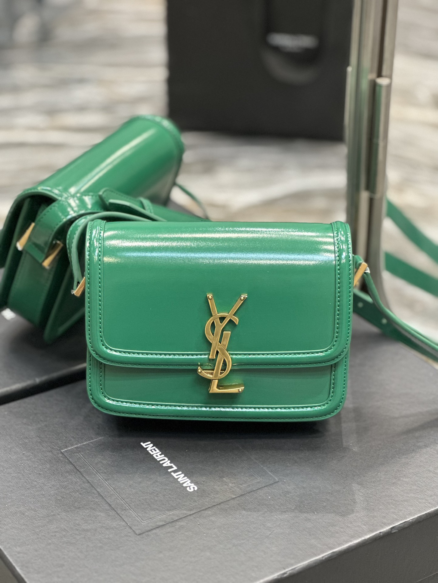 YSL SOLFERINO SMALL SATCHEL IN BOX SAINT LAURENT GREEN 7.4 X 5.1 X 1.9 INCHES - Image 2