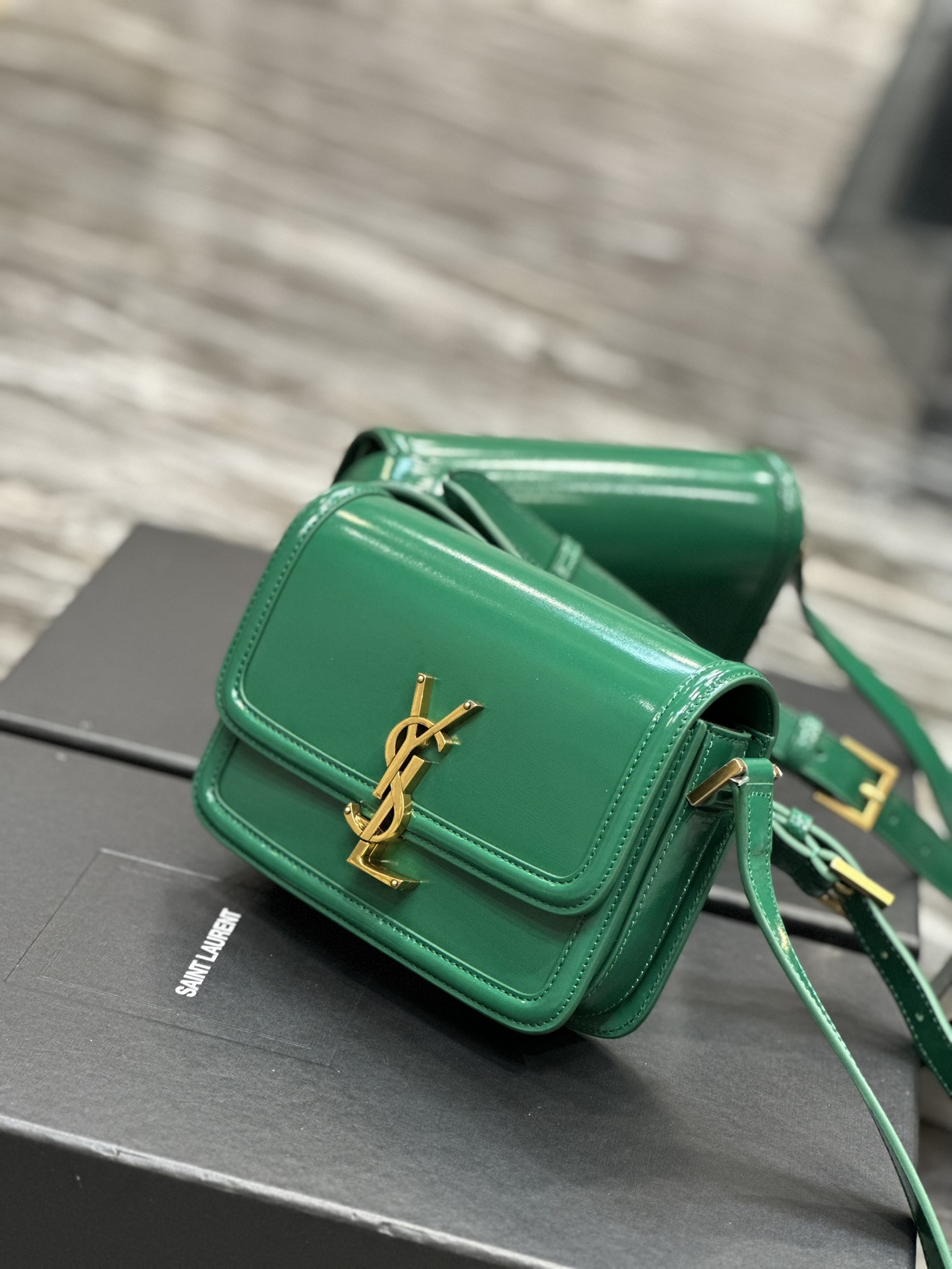 YSL SOLFERINO SMALL SATCHEL IN BOX SAINT LAURENT GREEN 7.4 X 5.1 X 1.9 INCHES - Image 4