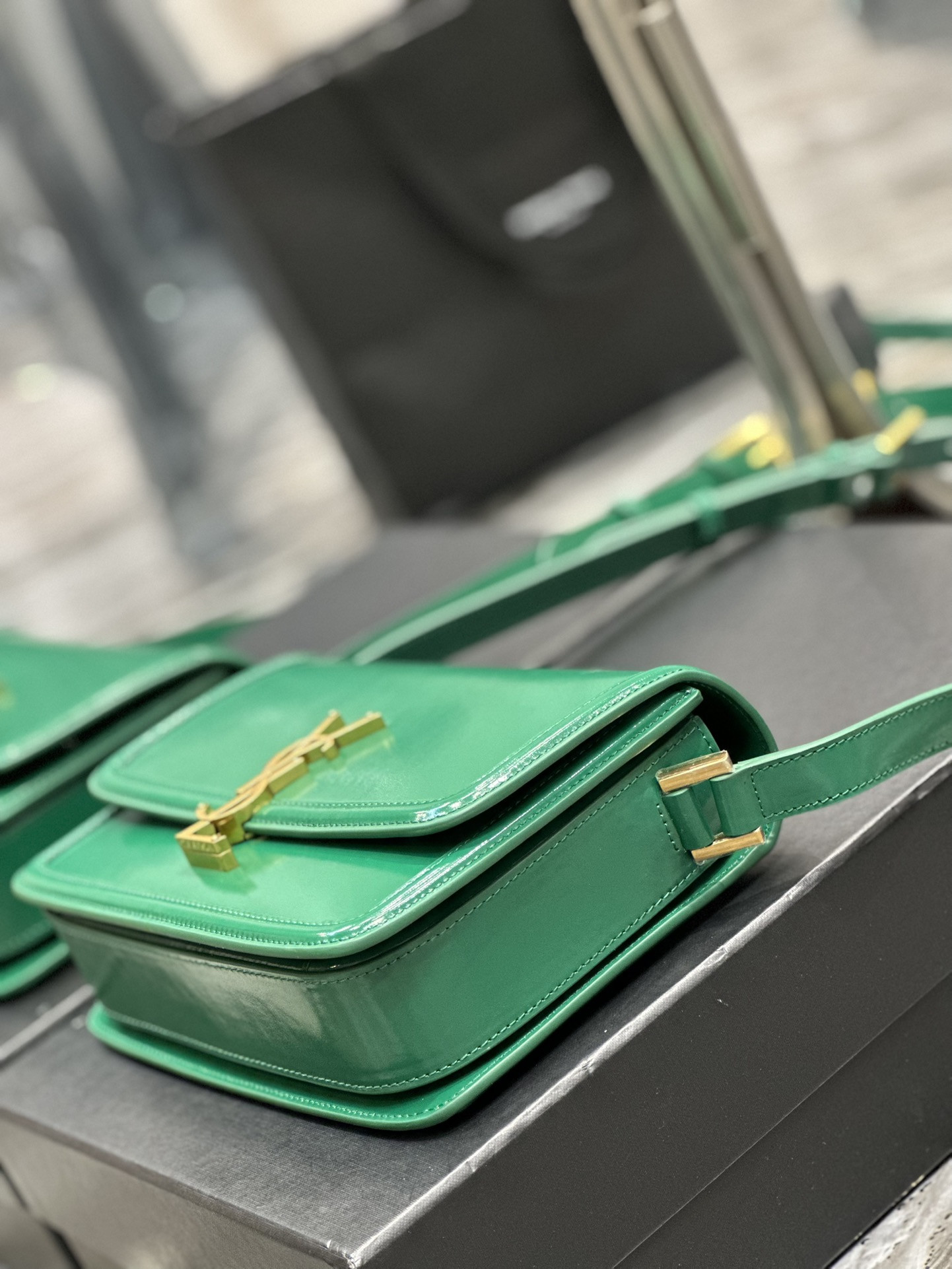 YSL SOLFERINO MEDIUM SATCHEL IN BOX SAINT LAURENT GREEN 9.1 X 6.3 X 2.4 INCHES - Image 14