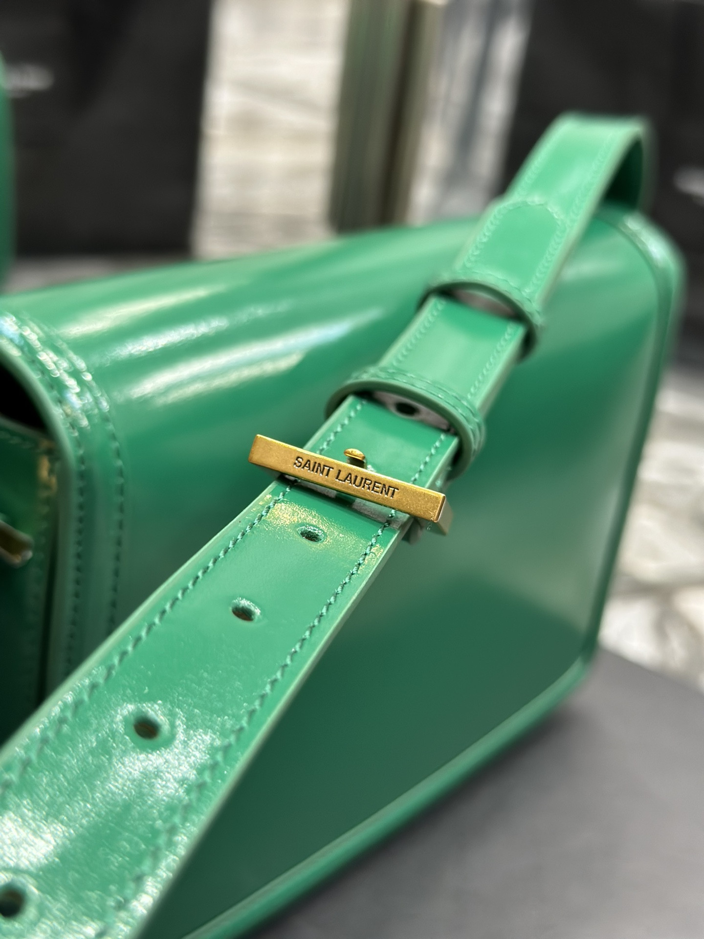 YSL SOLFERINO MEDIUM SATCHEL IN BOX SAINT LAURENT GREEN 9.1 X 6.3 X 2.4 INCHES - Image 15