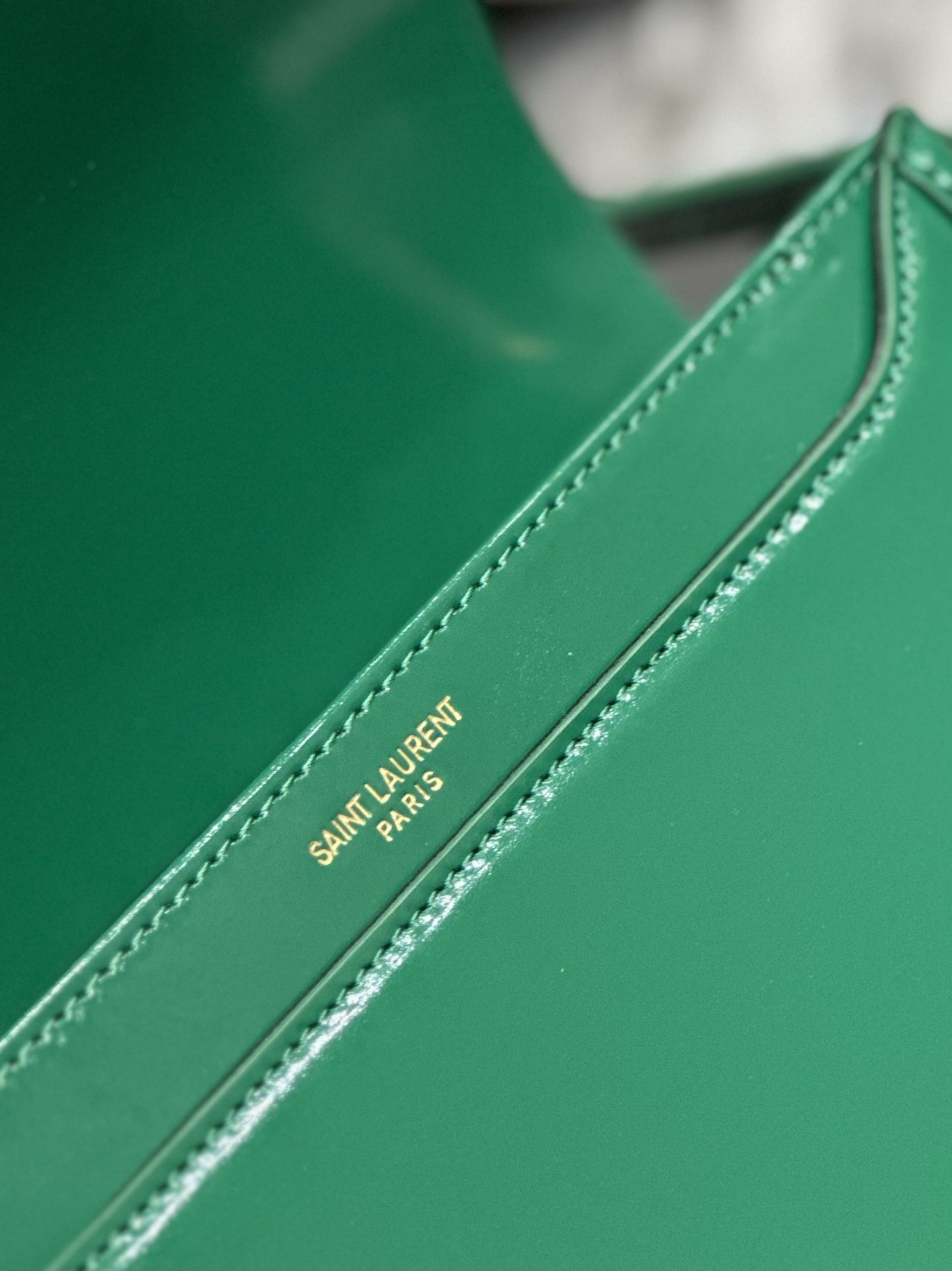 YSL SOLFERINO MEDIUM SATCHEL IN BOX SAINT LAURENT GREEN 9.1 X 6.3 X 2.4 INCHES - Image 17